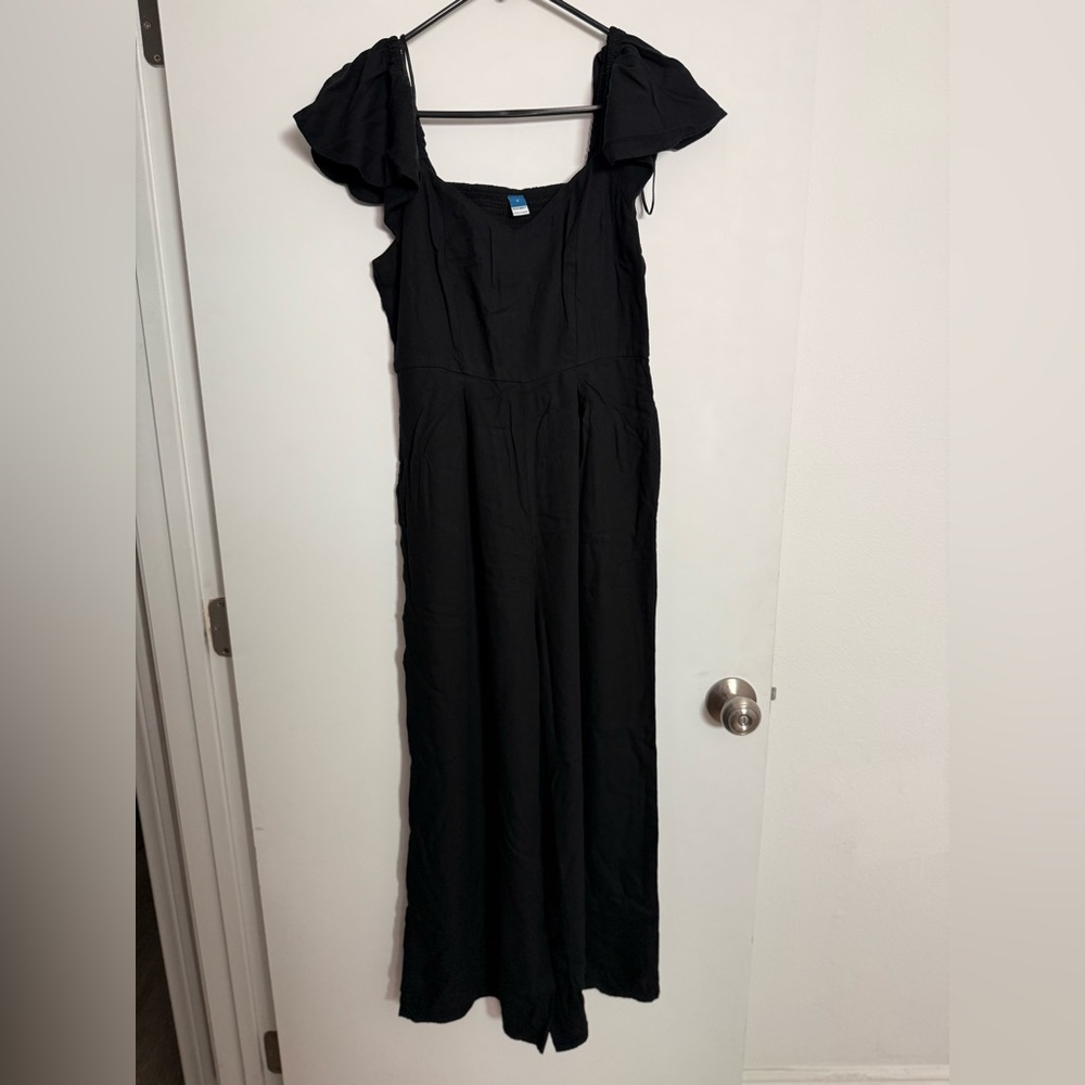 Old Navy Black Sleeveless Jumpsuit